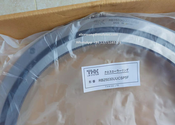 RB25030UUCSP5F high precision cross roller slewing bearing 250*330*30mm